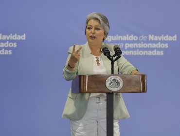 Ministra del Trabajo afirma que acuerdo por reforma de pensiones "está cerca" y que "nadie le va a quitar la platita a nadie"