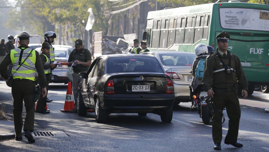 Avanza proyecto que establece penas a conductores que se fuguen de control policial