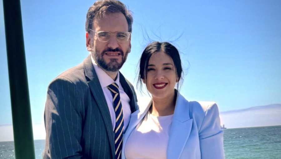 Karol Cariola y Tomás de Rementería revelan que serán padres de un niño: "Sólo queremos que nuestro hijo llegue sanito"