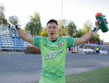 Figura de D. Limache recordó su historia de superación en el fútbol: "Partí cortando boletos en el estadio"