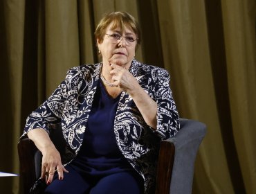 Bachelet critica al sector progresista afirmando que está obligado a repensar la manera en que da soluciones efectivas