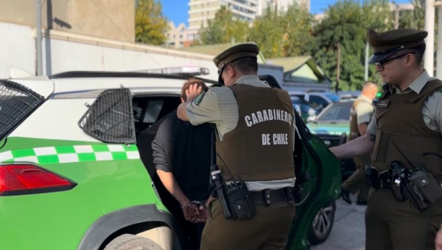 Dos sujetos fueron detenidos en el sector de Forestal por tener órdenes vigentes en Viña del Mar y Quintero