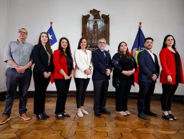 Alcaldesa Camila Nieto reclutó a funcionarios de otros municipios y hasta de Presidencia para diseñar su equipo directivo en Valparaíso