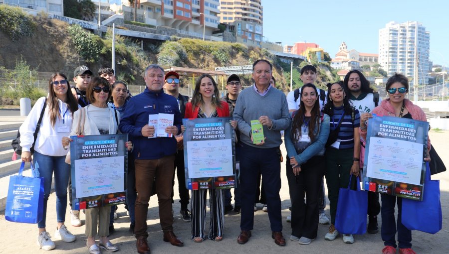 Con llamados a evitar las intoxicaciones alimentarias, autoridades de Salud lanzan campaña de verano en la región de Valparaíso