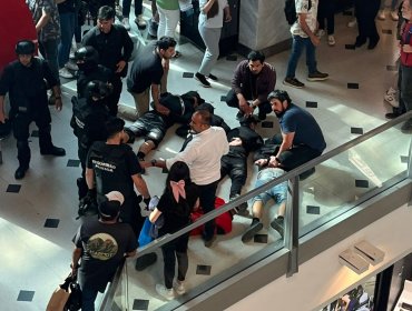 Violento incidente en el Mall Marina de Viña termina con siete detenidos: grupo agredió y amenazó a los guardias de seguridad