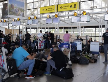 Estiman que para fiestas de fin de año se realicen más de un millón de viajes aéreos desde el Aeropuerto de Santiago