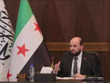 La polémica bandera de los rebeldes de Siria que plantea interrogantes sobre el futuro político del país