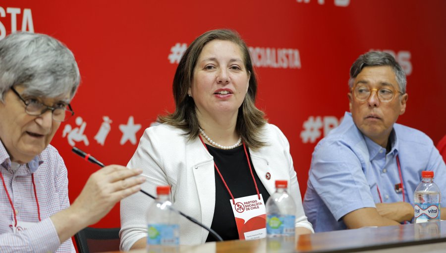 Paulina Vodanovic confirma que irá a la reelección en el Partido Socialista y llama a llevar presidenciable