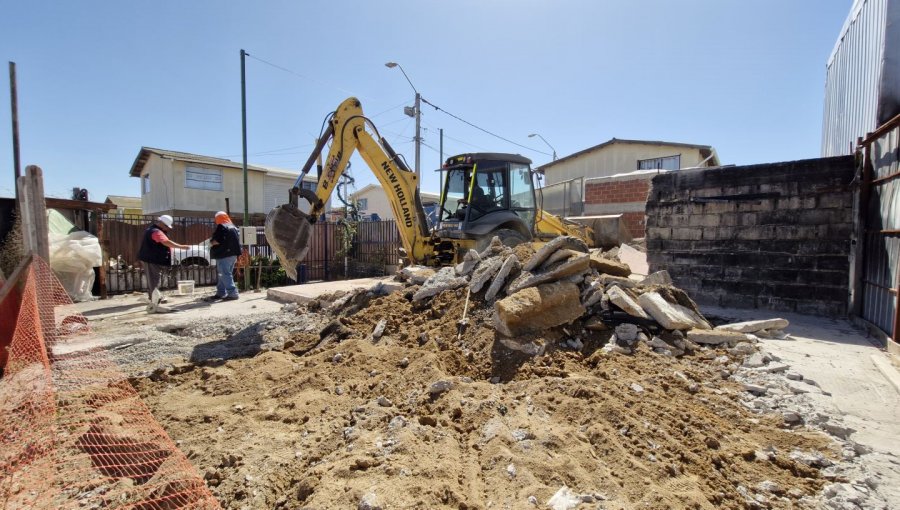 Ministerio de Vivienda comenzó la reconstrucción de 77 viviendas afectadas por el megaincendio en Quilpué y Villa Alemana