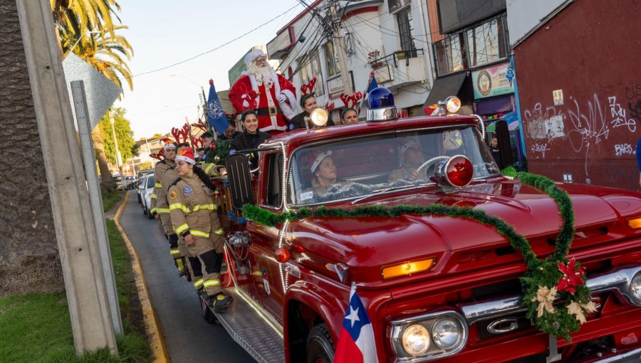 Más de mil personas asistieron a la inauguración del regreso del tradicional pesebre y árbol navideño en Quilpué