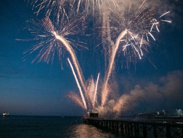 Valparaíso recibirá el 2025 con show de fuegos artificiales en 10 puntos y cuatro días de fiesta