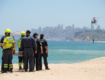 Con un ejercicio de rescate frente al Muelle Vergara de Viña del Mar, dan inicio a la temporada estival 2024-2025 en Chile