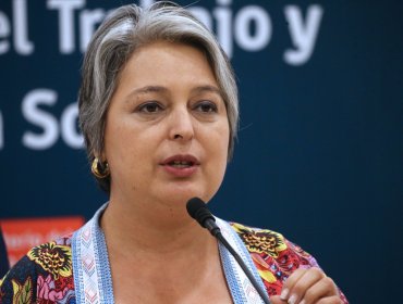 Ministra Jara tilda de "confuso" el mensaje de Evelyn Matthei por la reforma de pensiones