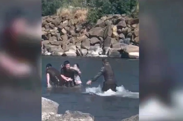 Carabineros salvó a niña de 12 años que fue arrastrada por el río Cautín en Temuco