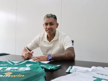 John Salas fue oficializado como el quinto refuerzo de Santiago Wanderers para la temporada 2025