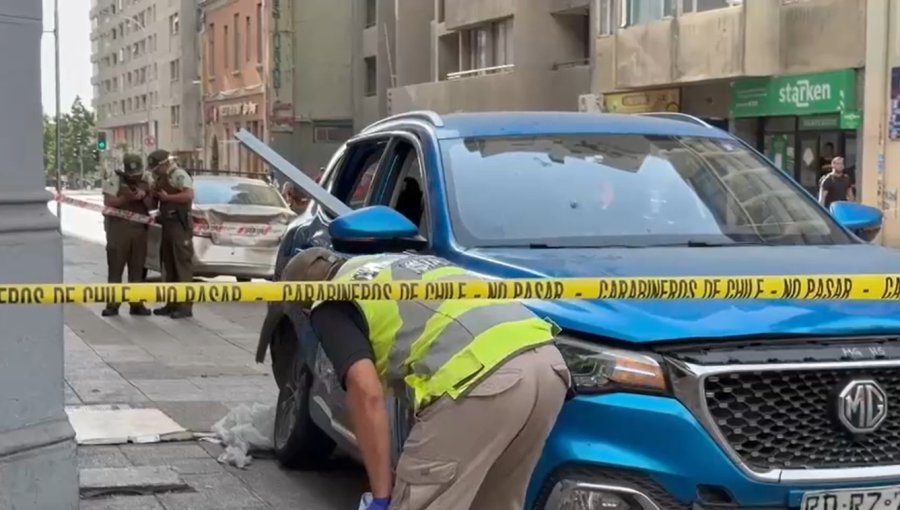 Adulta mayor falleció tras ser atropellada por vehículo que huía de colisión en el centro de Santiago