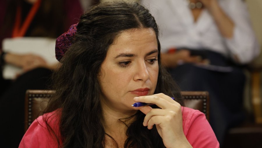 La DC criticó la "irónica y destemplada” respuesta de la ministra de la Mujer al cardenal Chomalí por proyecto de aborto libre