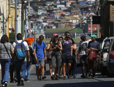 Cerro Alegre, plaza Aníbal Pinto y Barrio Poniente: Carabineros llegan a reforzar los "puntos rojos" de Valparaíso y Viña del Mar