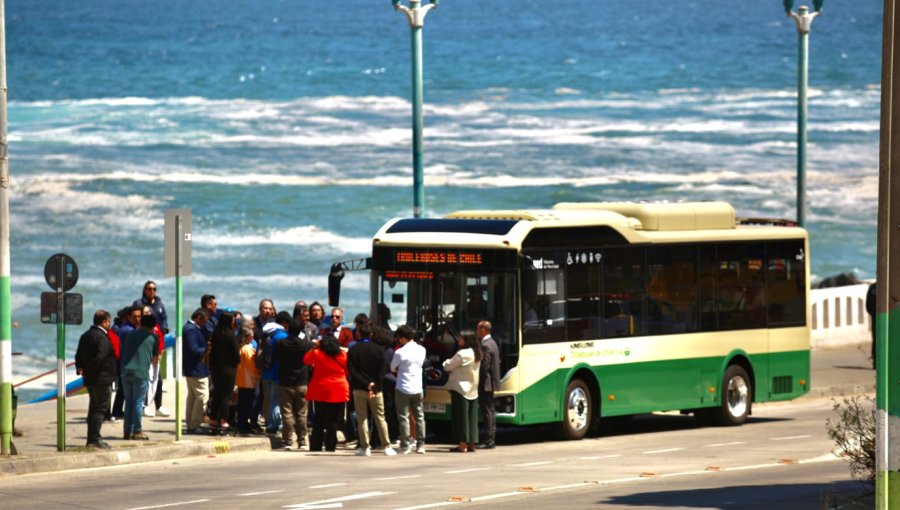 Modificación al trazado del servicio E05: Buses eléctricos hacia Playa Ancha ahora pasarán por la playa Las Torpederas