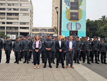 Refuerzan dotación de gendarmes para las nueve cárceles de la Quinta Región, incluida Rapa Nui: llegaron 73 recién egresados