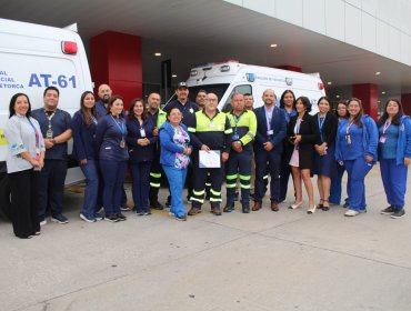 Hospital Quillota-Petorca recibe dos ambulancias de traslado de última generación