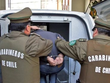 Investigan femicidio frustrado en Villa Alemana: Hombre fue detenido tras golpear y apuñalar a su expareja