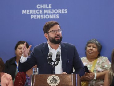 Chile Vamos dice que Boric cedió a "impúdicas presiones" y acusa "boicot presidencial" a la reforma previsional