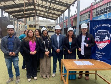 Dan inicio a proyecto de conservación en Liceo Bicentenario Marítimo de Valparaíso