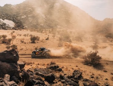 "Chaleco" López tuvo otra destacada actuación en la categoría SSV y terminó segundo en la cuarta etapa del Dakar