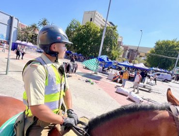 ¡Se les acabó la fiesta a los ambulantes de Valparaíso! Delegación Presidencial anuncia proceso "para eliminarlos como comercio"