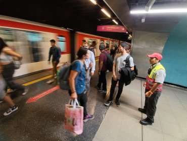 Luego de 13 horas: Metro de Santiago restablece el servicio completo en la Línea 2 tras problema técnico