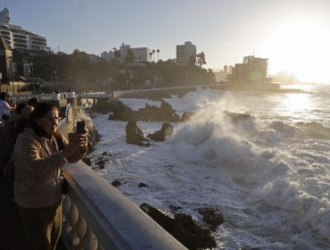 Regresan las marejadas anormales a la región de Valparaíso: Armada prevé fuerte rompiente, sobrepasos y potenciales daños