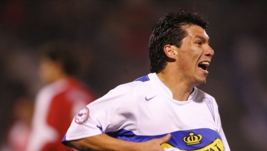 Universidad Católica oficializa el anhelado regreso de Gary Medel: "¡Bienvenido a tu casa!"