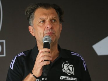 Aníbal Mosa le raya la cancha a Maximiliano Falcón y espera que "se reintegre a la pretemporada lo más rápido posible"