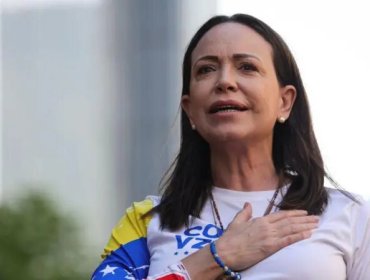 Machado afirma que Maduro "consolidó un golpe de Estado" y aclara que González irá a Venezuela "en el momento correcto"