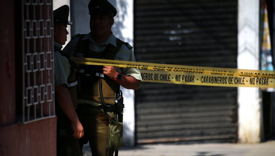 Carabineros detuvo a tres menores por robo de vehículo tras intensa fuga por calles de Cerro Navia