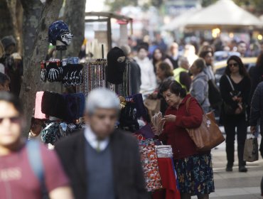 Cálculos del INE estiman que población chilena superaría los 20,2 millones de personas