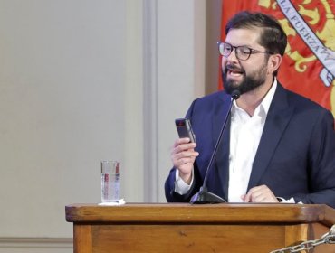 Presidente Boric inauguró el Congreso del Futuro con "tirón de orejas" a autoridades de Gobierno por uso de sus celulares