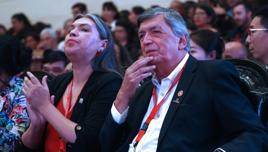 Lautaro Carmona y Bárbara Figueroa continuarán liderando al Partido Comunista