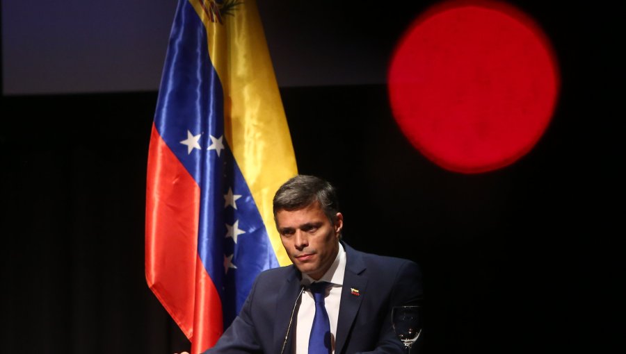 Fiscalía de Venezuela pidió a Interpol que emita una “alerta roja” en contra del opositor Leopoldo López