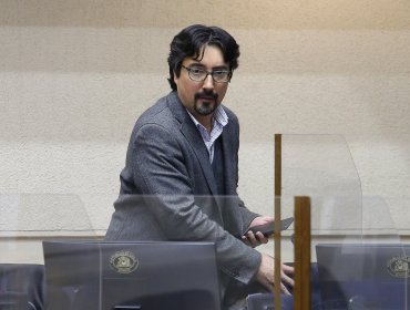 Latorre y batalla por el Senado en Valparaíso: "Eso de 'el que tiene, mantiene' es un criterio, pero lo importante es construir un diseño"