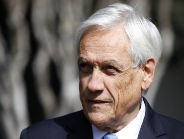 Proponen instalar una estatua del expresidente Sebastián Piñera en el entorno de La Moneda