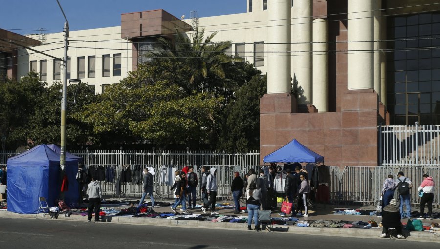 Histórica reunión para acabar con el comercio ambulante en Valparaíso: acuerdan plan para reforzar seguridad en perímetro del Congreso