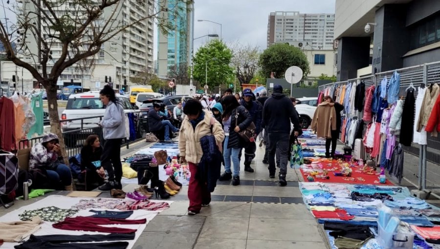 Infierno en el barrio del Hospital Fricke: La pesadilla que a diario viven los vecinos por lanzazos, violencia, tráfico, ruidos y descontrol