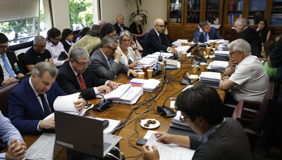 Comisión de Trabajo del Senado sesionará este sábado para continuar el estudio en particular de la reforma previsional