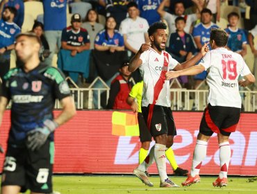 River Plate venció a U. de Chile que pagó caro la temprana expulsión de Leandro Fernández