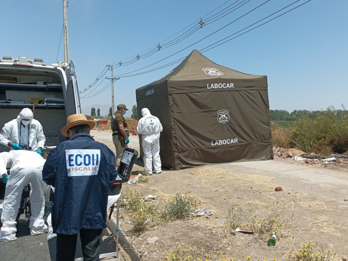 Encuentran cuerpo sin vida de una mujer con al menos un impacto de bala en plena vía pública de La Pintana