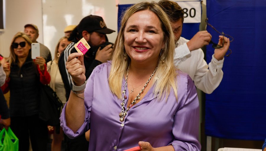 Presidente de la UDI confirma que María José Hoffmann será candidata al Senado: "Tiene una gran posibilidad de ser electa"