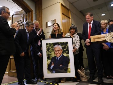 Sala de la Comisión de Hacienda del Senado fue nombrada como "Presidente Sebastián Piñera Echenique"