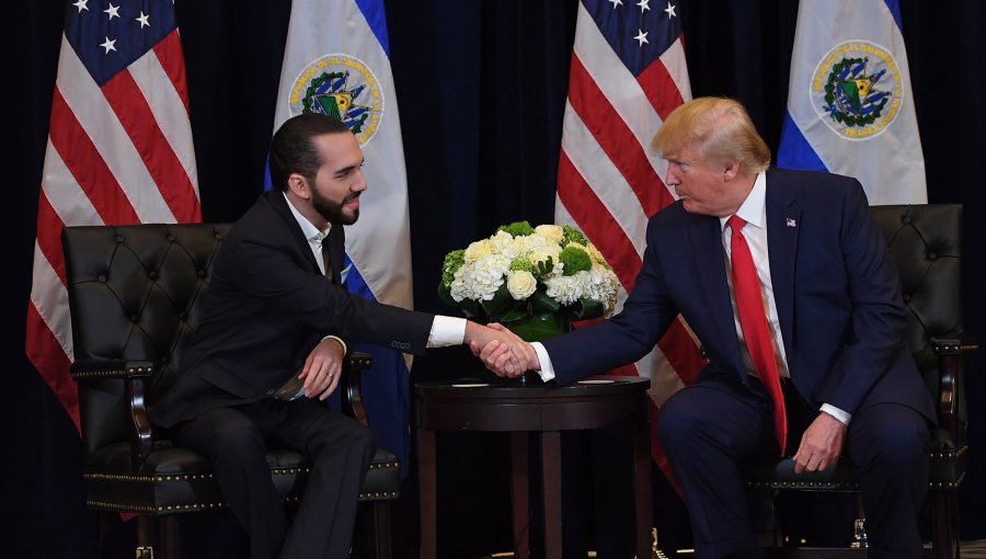 Trump elogió el "liderazgo" de Bukele y anunció "medidas enérgicas" para combatir bandas criminales como el «Tren de Aragua»